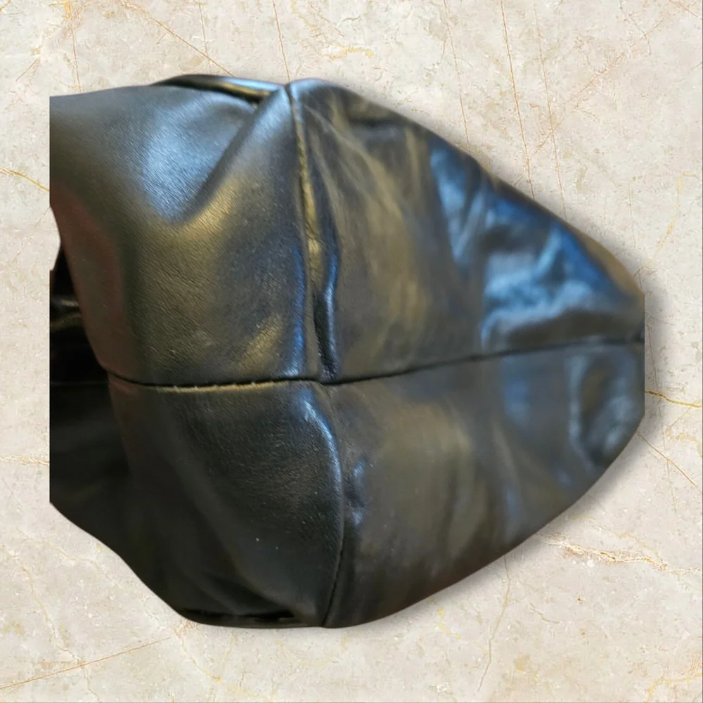 Coach Cricket Vintage 2009 Medium Black Satchel - Picture 7 of 17